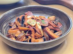 橄榄油煎蘑菇-y SEA·西班牙餐厅(阿那亚·北戴河店)