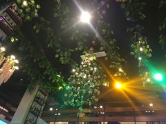 -壹号院音乐餐厅•烤全羊•新疆菜(浐灞店)