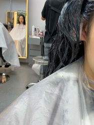 -苑苑发型设计