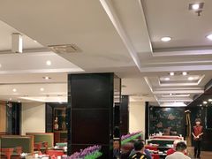 大堂-皇城根·鲁菜济南菜·吊炉烤鸭·炒鸡鱼头(济南旗舰店)
