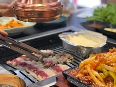 -臻牛烤肉