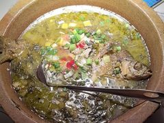 -小凤庭·地道湖北菜武昌鱼·藕汤(38年黄鹤楼店)