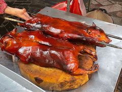 -黄记四更烤乳猪店