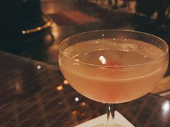 Sakura&nbsp;Sling-Long Bar(莱佛士酒店)