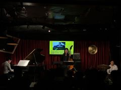 -东岸Cafe 爵士俱乐部