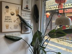 -红小姐咖啡馆(西津渡店)