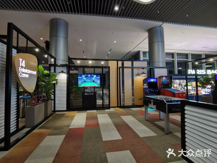 樟宜机场T4航站楼图片