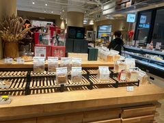 -七鲜超市(瑞虹天地太阳宫店)