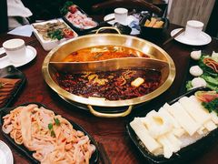 -重庆爽翻天老火锅(临平万达广场店)