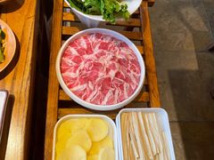-快活林酸汤鱼鲜品火锅店(甲秀楼店)