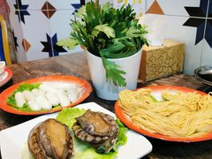 港式生面-小龍鳳·港式海鲜打边炉(沙湖路店)