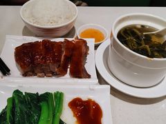 -香港新发烧腊茶餐厅(水围店)