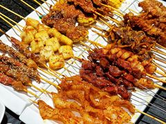 -卞二小串·鹤岗烧烤·坑烤(永定路店)