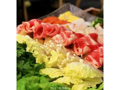 -樾餐厅泰式海鲜火锅(民歌湖店)