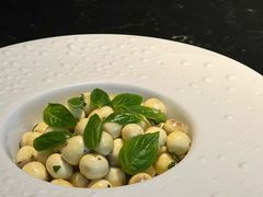 罗勒拌鲜莲-解香楼(八盘岭路店)