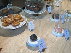 -VERIE BAKEHOUSE