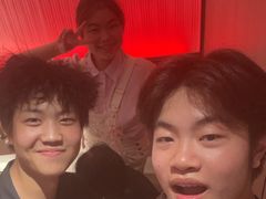 -海底捞火锅(中商百货夜宵主题店)