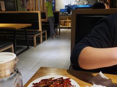 大堂-一顿烧烤(八经街店)