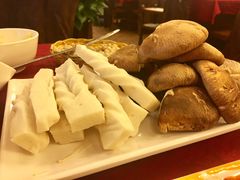 -山城年华老火锅(玉林店)