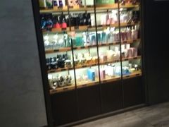 零售区-星巴克臻选(周浦万达店)