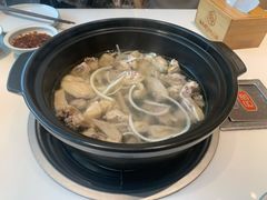 -东椰·海南椰子鸡火锅(朝阳门店)