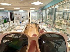 -优视觉视光中心•青少年近视防控(新世界中心写字楼店)