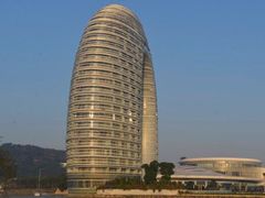 -湖州太湖旅游度假区-月亮广场