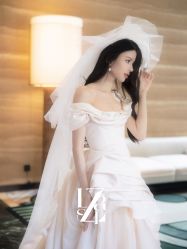 -Renee芮亦婚纱(原丽莎)