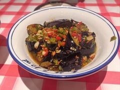 -笨豆腐居民楼菜馆•江西小炒(天津开发区店)