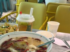 -姚姚酸菜鱼·金戈戈香港豉油鸡(喜荟城联名店)