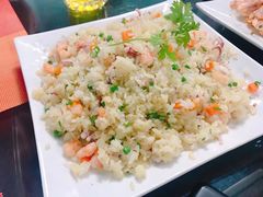 海鲜炒饭-芽庄老成都川菜馆