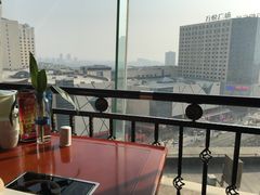 -蓝鲸大酒店旋转餐厅