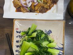 -壹阁胡羊焖饼(特色小吃街店)