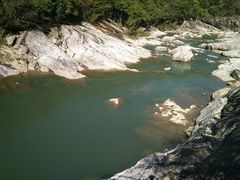 -燕子河大峡谷天坑仙境