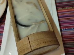 -香巴拉云南餐厅(华莱坞店)