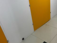 -安东易迷你自助仓储寄存仓库(草桥店)