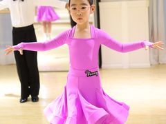 -炫艺舞蹈培训中心(枫尚奥特莱斯店)