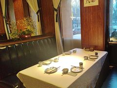 -八府香鸭·啫啫煲(华山路店)