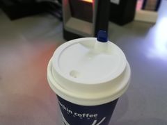 -瑞幸咖啡(绿地新都会9号楼店)
