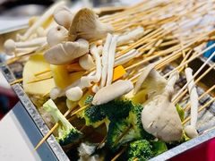 -钢管厂五区小郡肝串串香(奥克斯广场锦城万达店)