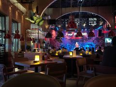 -FOUR PLAY BAR