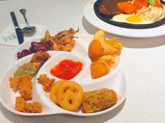 -汤姆家的牛排意面披萨(新城市广场店)