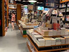 -西西弗书店(城西银泰城店)