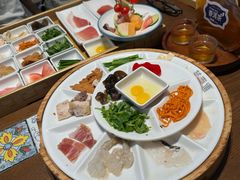 -芸南道·过桥米线(昆明老街旗舰店)