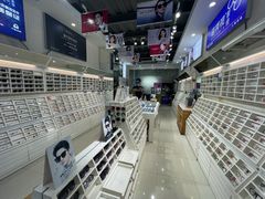 -诺柯视眼镜-蔡司依视路官方工厂店(淞南一店)