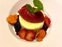 -牛排家(北京长安街英皇集团中心店)