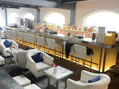 -穹六人间 people 6(岳阳路店)