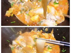 宽粉-老刘生态大鱼坊铁锅炖鱼(赛马场店)