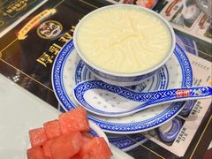 -广信牛奶甜品世家(台东店)