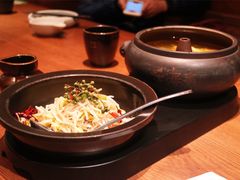 -云海肴·汽锅鸡·云南菜(天山百盛优客店)